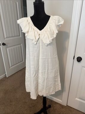 Mo: Vint off white dress. Size small